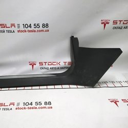 8 Облицювання порога стійки А нижня ліва (зі вставкою) з пошкодженням Tesla model S, model S REST 1030390-00-F
