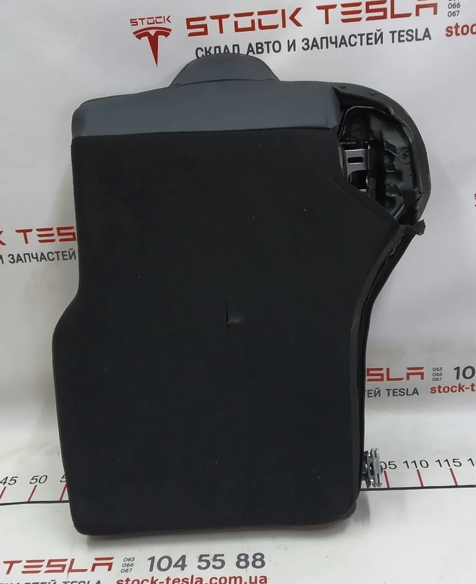 2 Спинка сидіння. 2-го ряду один. BASE BLK без замка, ручки замка та декор. накладки Tesla model S, model S REST 1030476-01-A