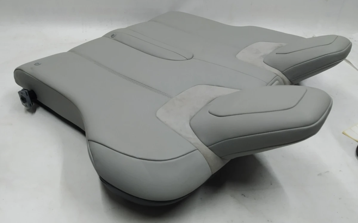 1 NA MS 2R LH 60 RSB PERF GRAY (unheated, skin "swollen" in places) Tesla model S, model S REST 1030481-04-A