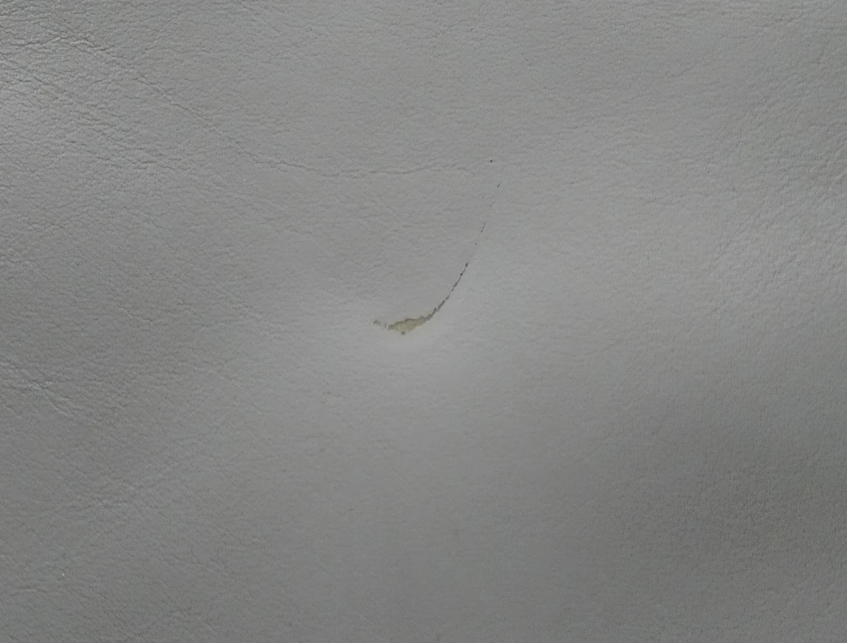 2 Спинка сиденья 2-го ряда одинарного PERF GRAY (с подогревом) (с царапиной) Tesla model S, model S REST 1030484-04-A