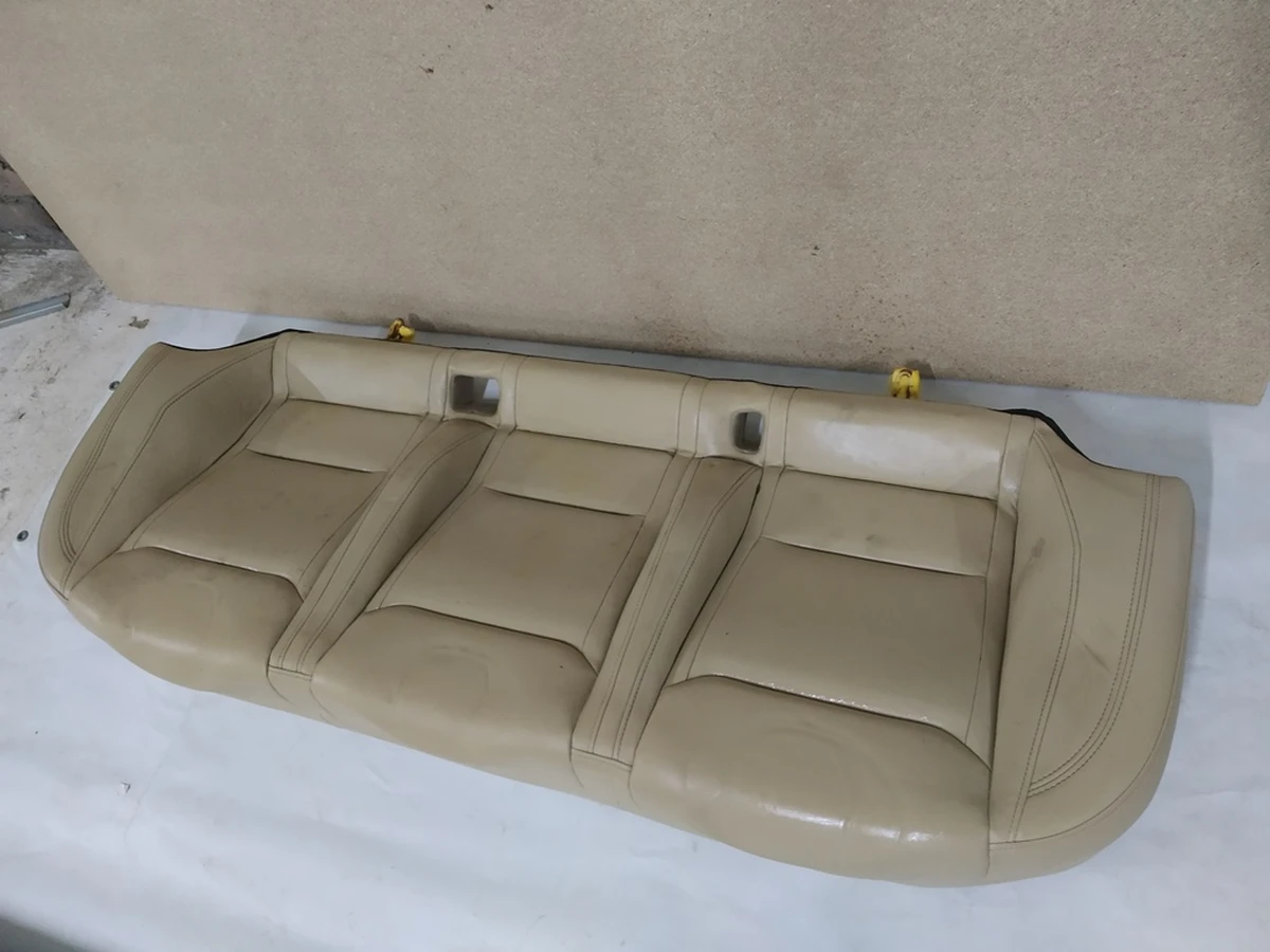 3 Диван второго ряда сидений (без подогрева) PERF TAN Tesla model S 1030571-03-A