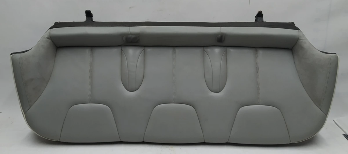 3 Диван второго ряда сидений (без подогрева и без датчиков присутствия) PERF GRAY (мелкая царапина) Tesla model S, model S REST 1030571-04-A