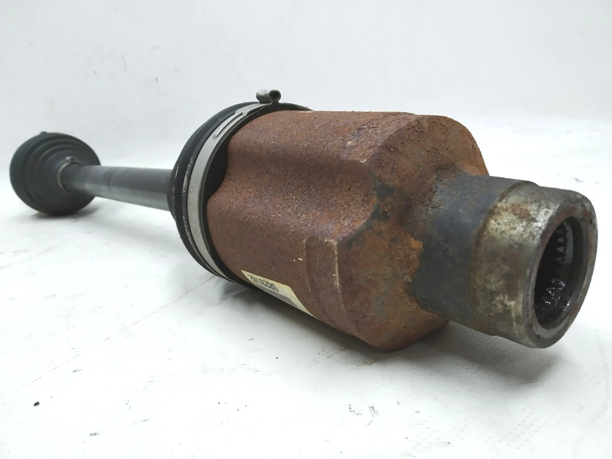 2 Полуось передняя правая AWD Tesla model S, model S REST 1030616-00-D