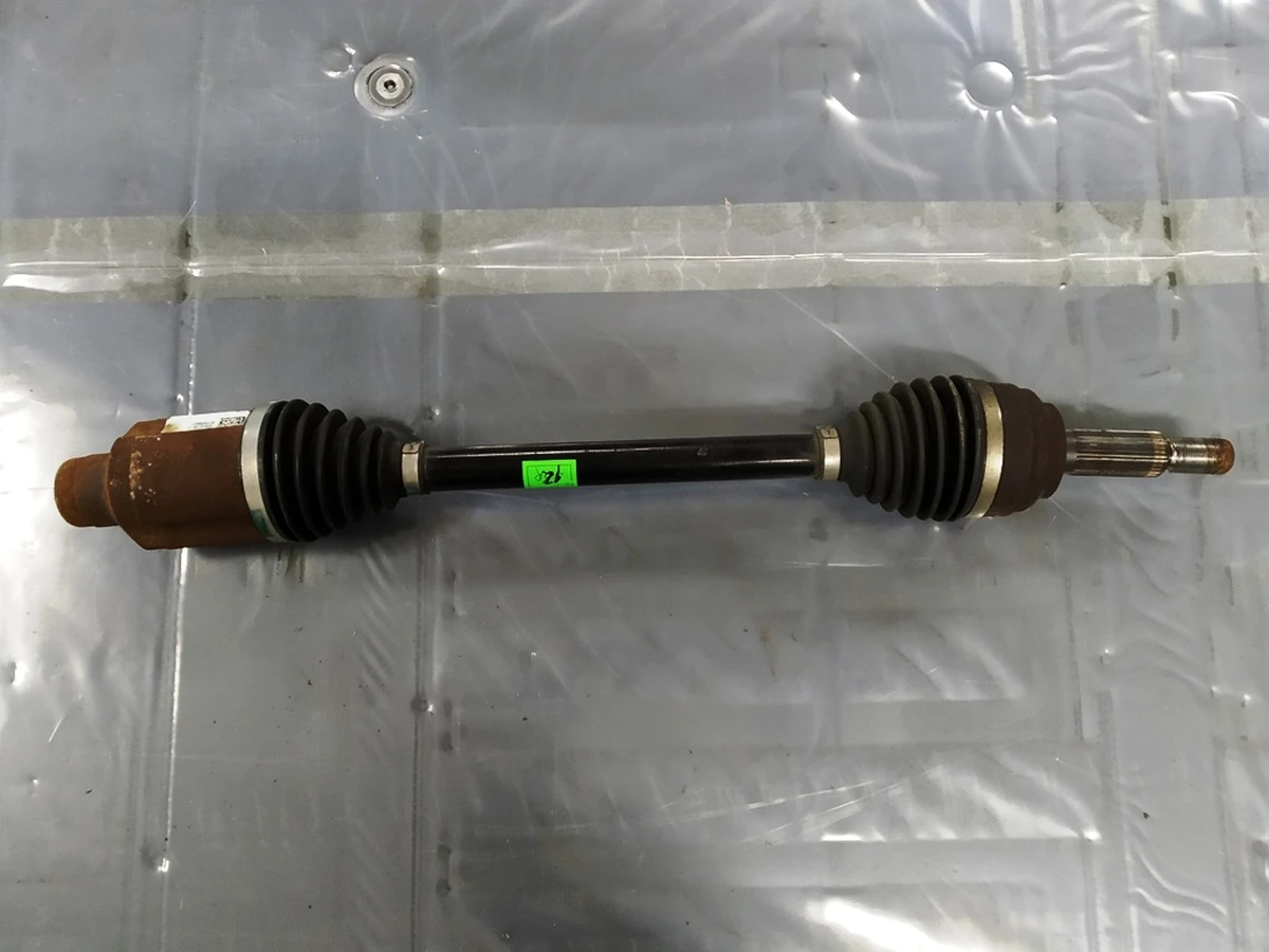 2 Полуось передняя правая AWD Tesla model S, model S REST 1030616-00-D