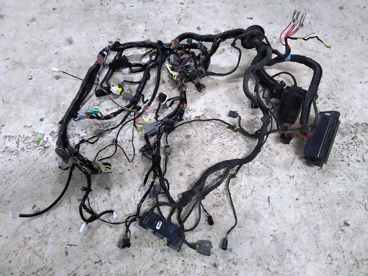 Электропроводка приборной панели кузова (нижняя) AWD Tesla model S 1031236-90-E