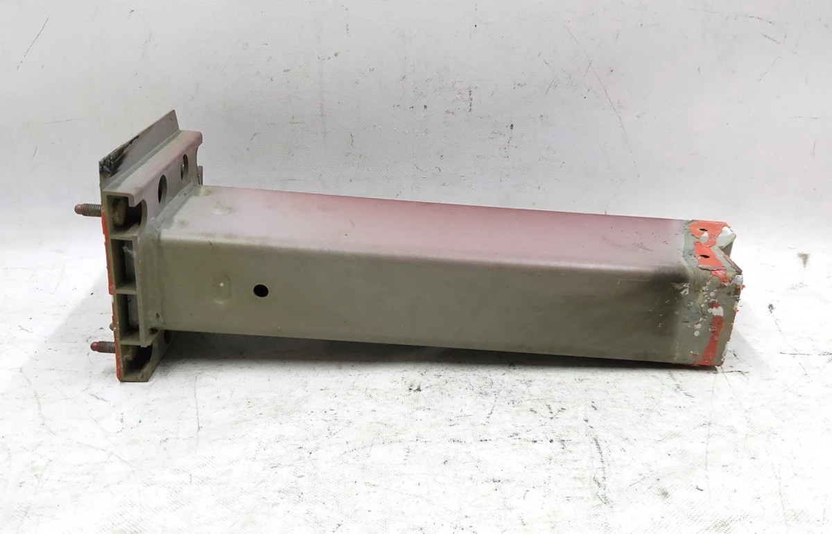 18 Чверть задня ліва лонжерон RWD Tesla model S 1055951-S0-A