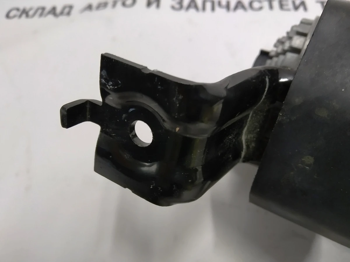 18 Кронштейн насоса охолоджувальної рідини прямий AWD Tesla model S 1031702-00-A