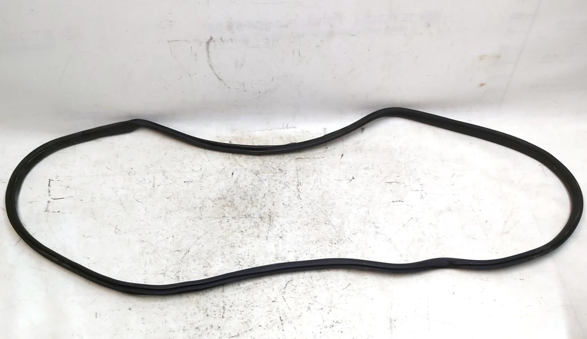 3 Уплотнитель проема двери передней правой Tesla model X 1459237-00-E