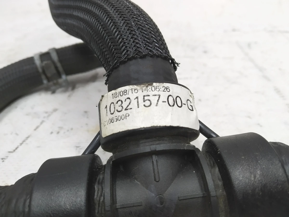 12 Шланг системи охолодження Tesla model X 1032157-00-H