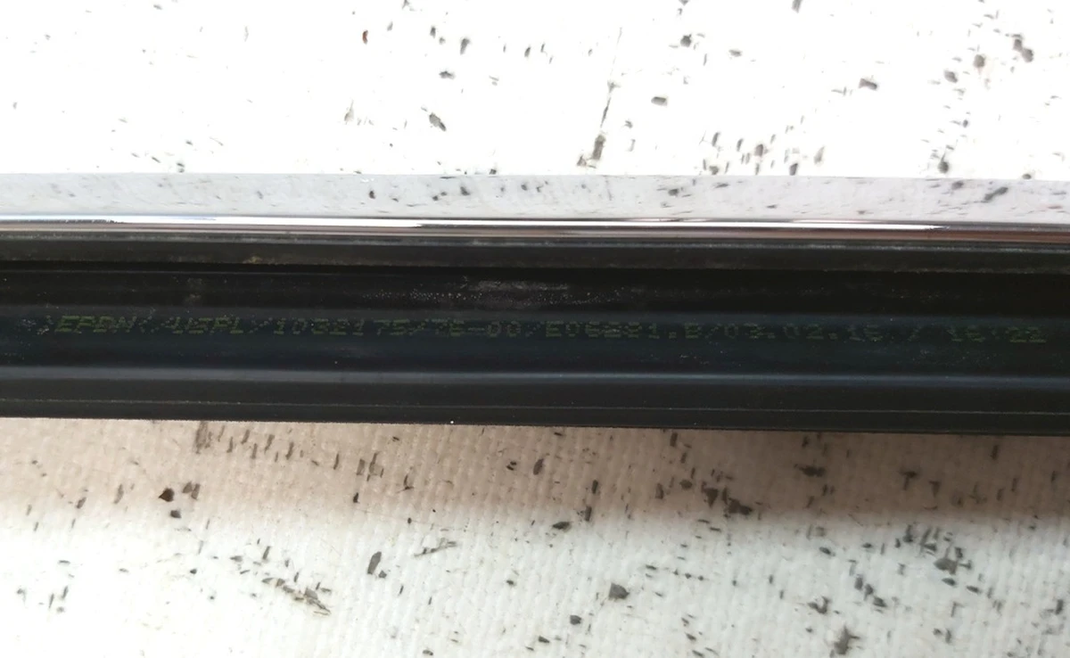 14 OUTER BELT SEAL PHANTOM ASSY, LH RR Tesla model X 1032167-88-D