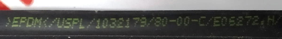 15 Ущільнювач скла внутрішній двері задньої правої Tesla model X 1483694-00-A