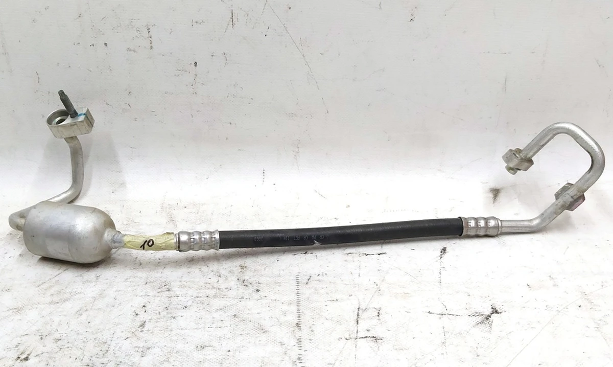 4 Трубка радіатора кондиціонера лева з осушителем без датчика тиску і температури Tesla model X 1032196-00-E