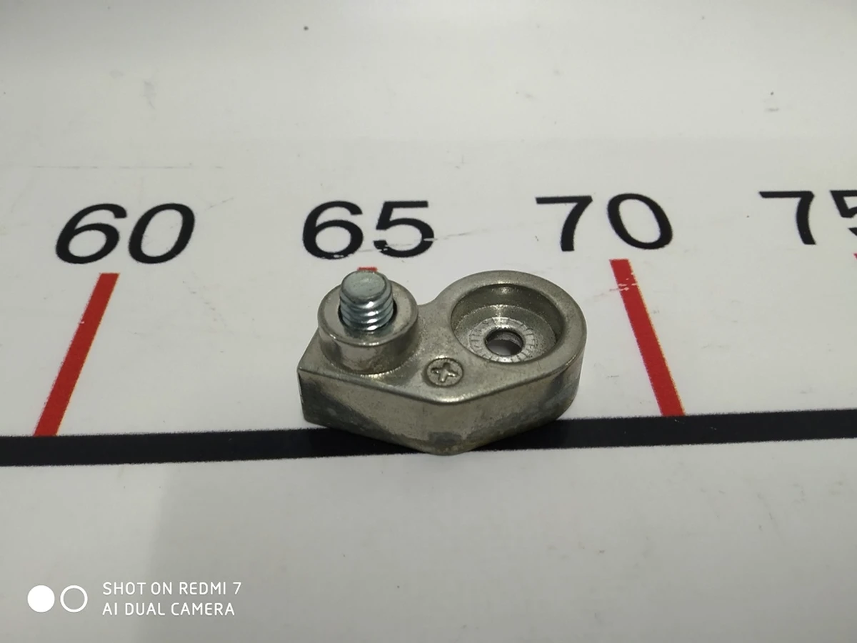 Contact terminal tip plus battery 12V Tesla model S 1032274-00-D