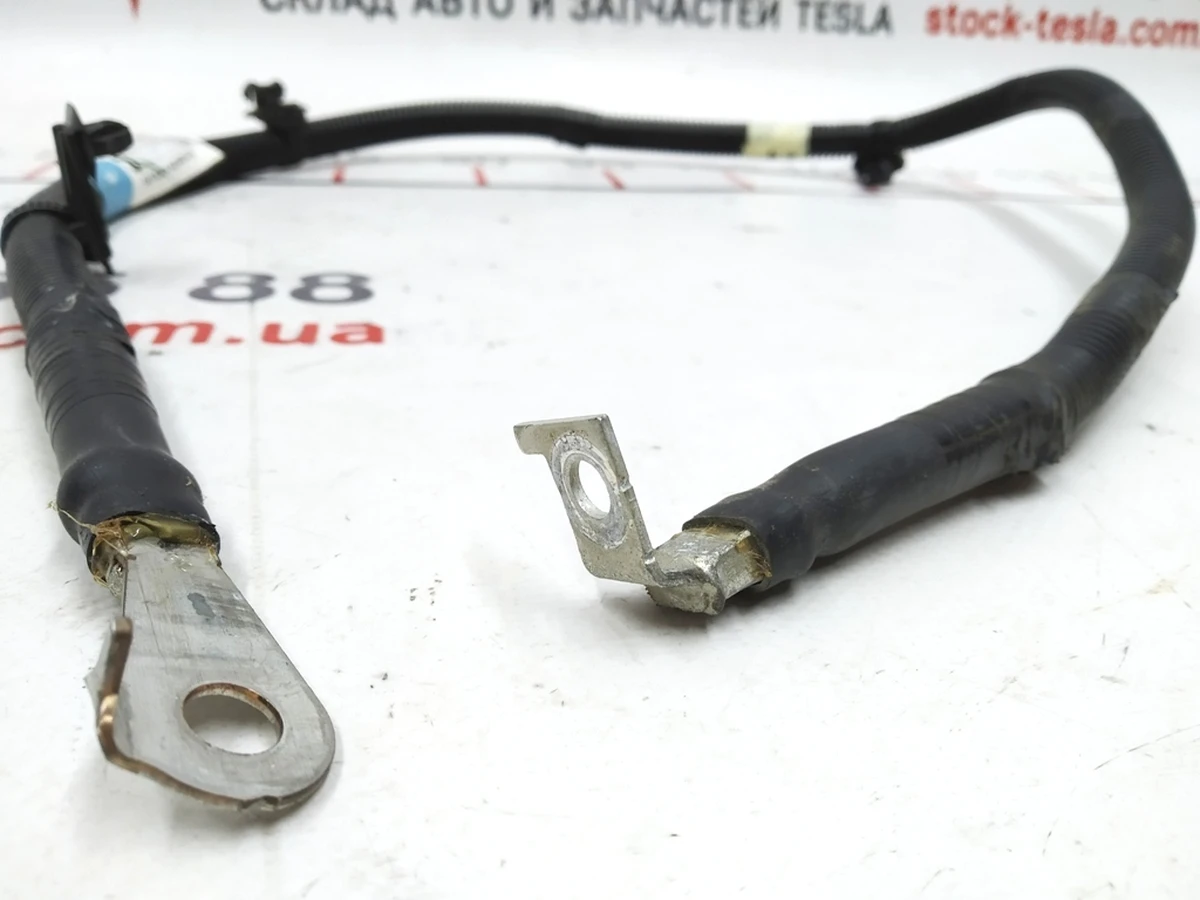 8 Кабель АКБ 12V плюс AWD Tesla model S REST 1032274-00-P