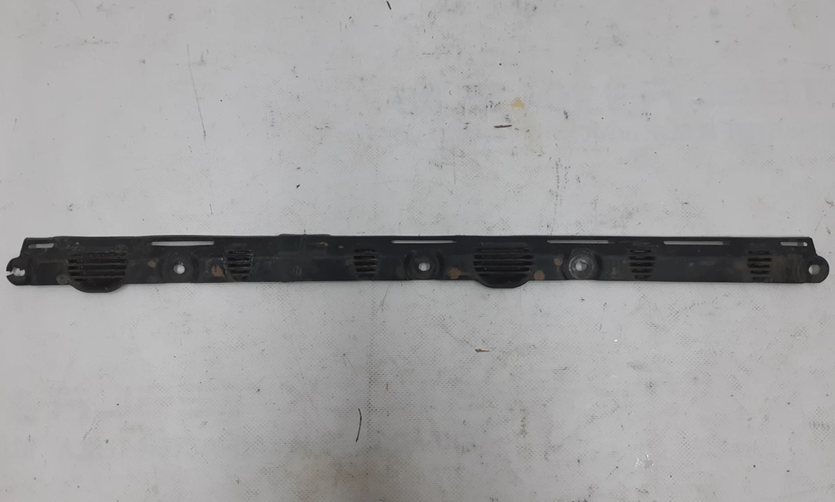 11 Накладка батареи высоковольтной боковая средняя с повреждением Tesla Model S, Model S REST, Model X 1032385-00-C