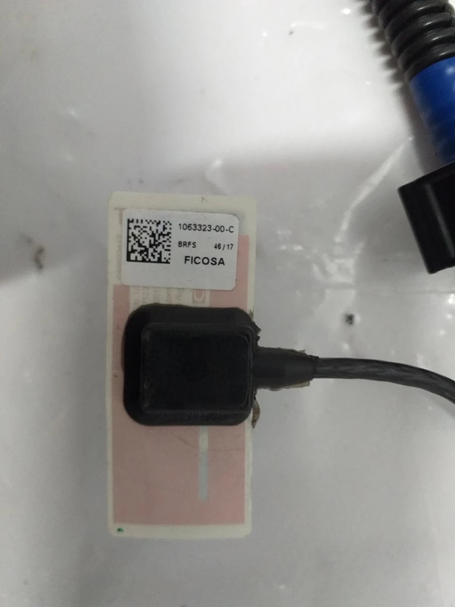 1 Rear bumper wiring (6 parking sensors) with damage Tesla model X 1032435-00-F