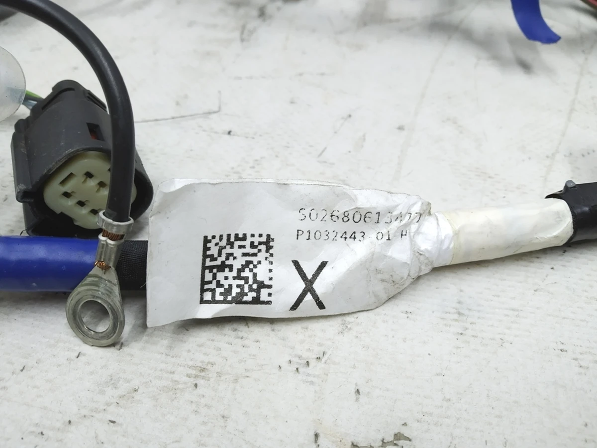 9 Электропроводка крышки багажника BASE Tesla model X 1032443-01-H