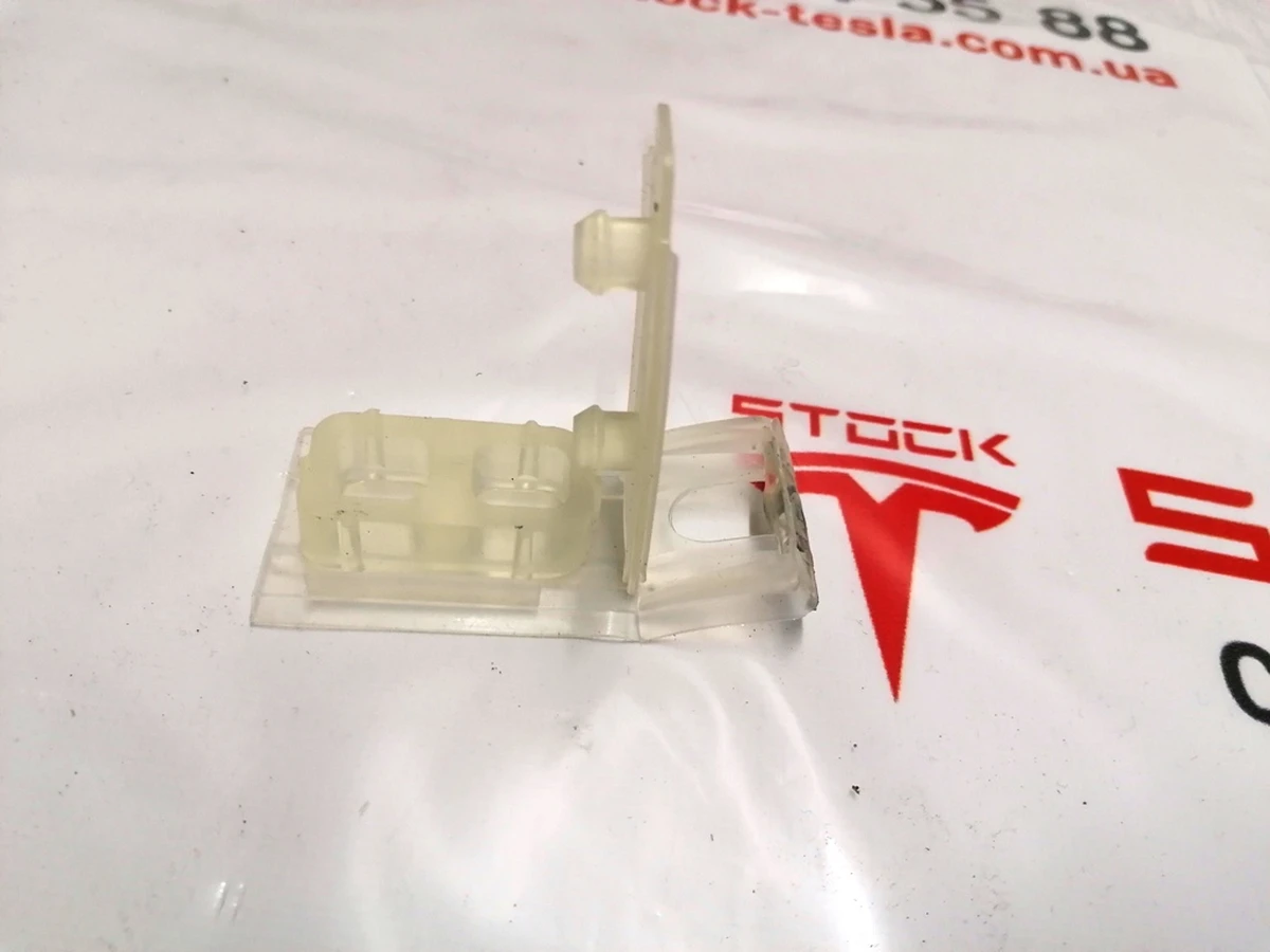 Tesla model X, model S main battery protective metal case silicone sheet insulator REST 1032707-00-F