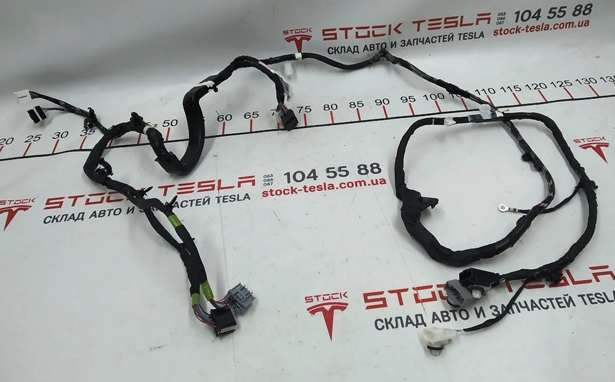 ASY,HRN,MDLX,ALL,REAR DOOR,UPPER,RH {MX} 1032882-00-G