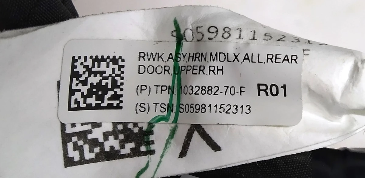 6 Rear Right Door Top Panel Wiring Tesla model X 1032882-00-F