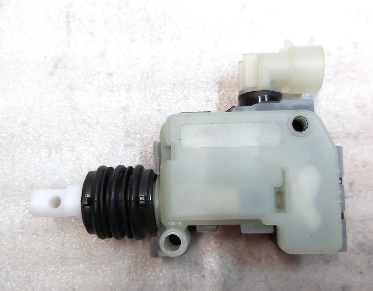 2 ACTUATOR, HOOD LATCH (motor, servo) electric left right (9203-63) Tesla Model S, Model S REST, Model X, Model 3 1033010-00-C