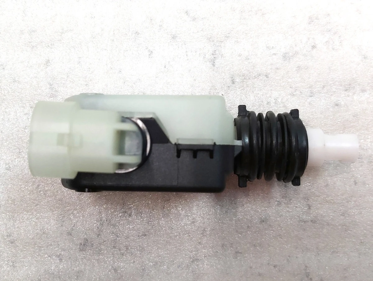 2 ACTUATOR, HOOD LATCH (motor, servo) electric left right (9203-63) Tesla Model S, Model S REST, Model X, Model 3 1033010-00-C