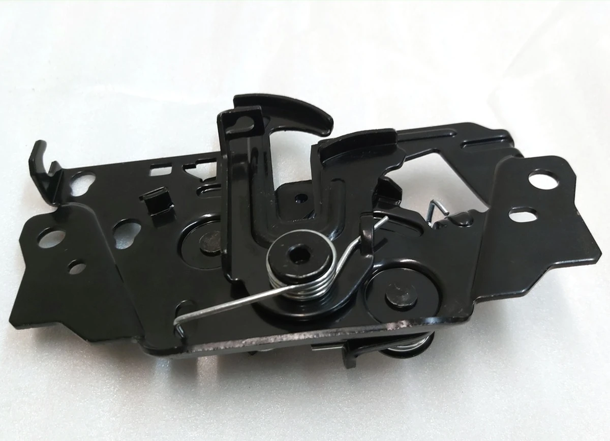 1 Замок капота без датчика Tesla model S, model S REST, model X, model 3 1033011-00-G