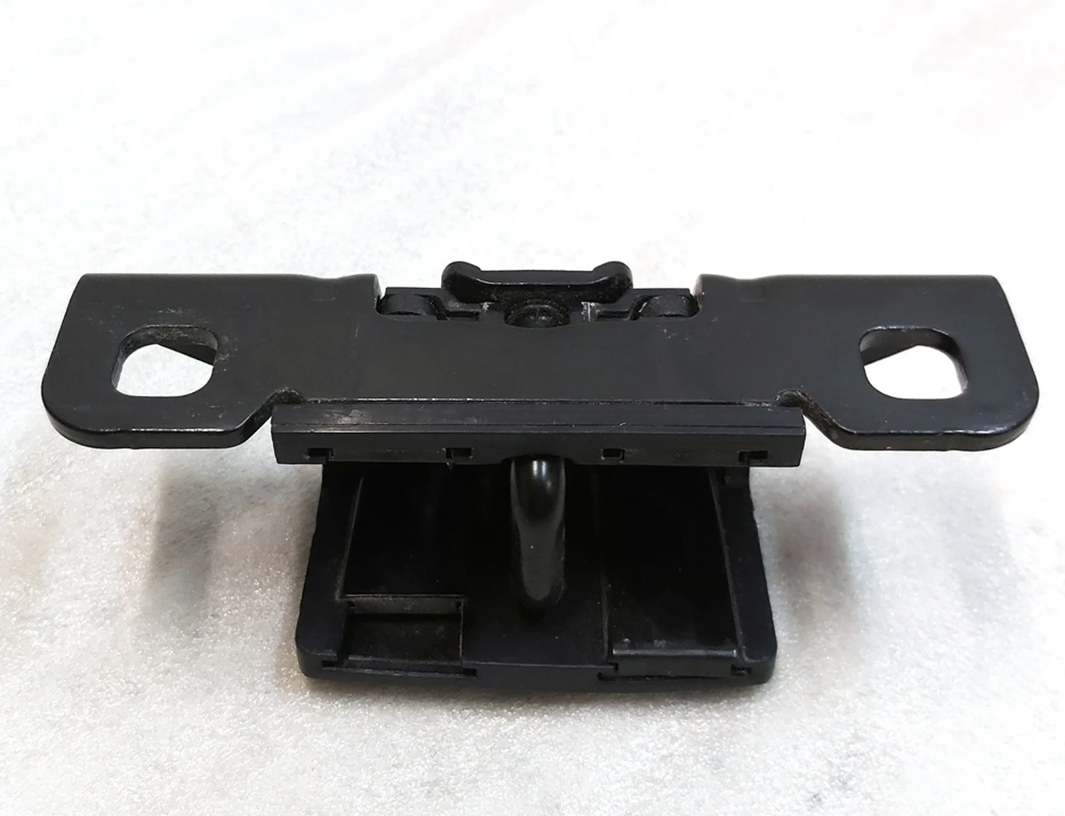 6 Петля замка дверей задньої ліва  права Tesla model X 1033836-00-H