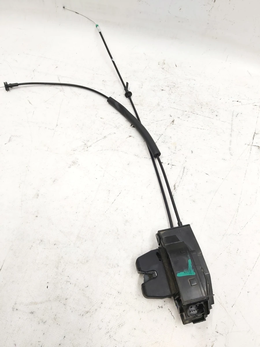 3 Rear left door lock Tesla model X 1033838-00-K