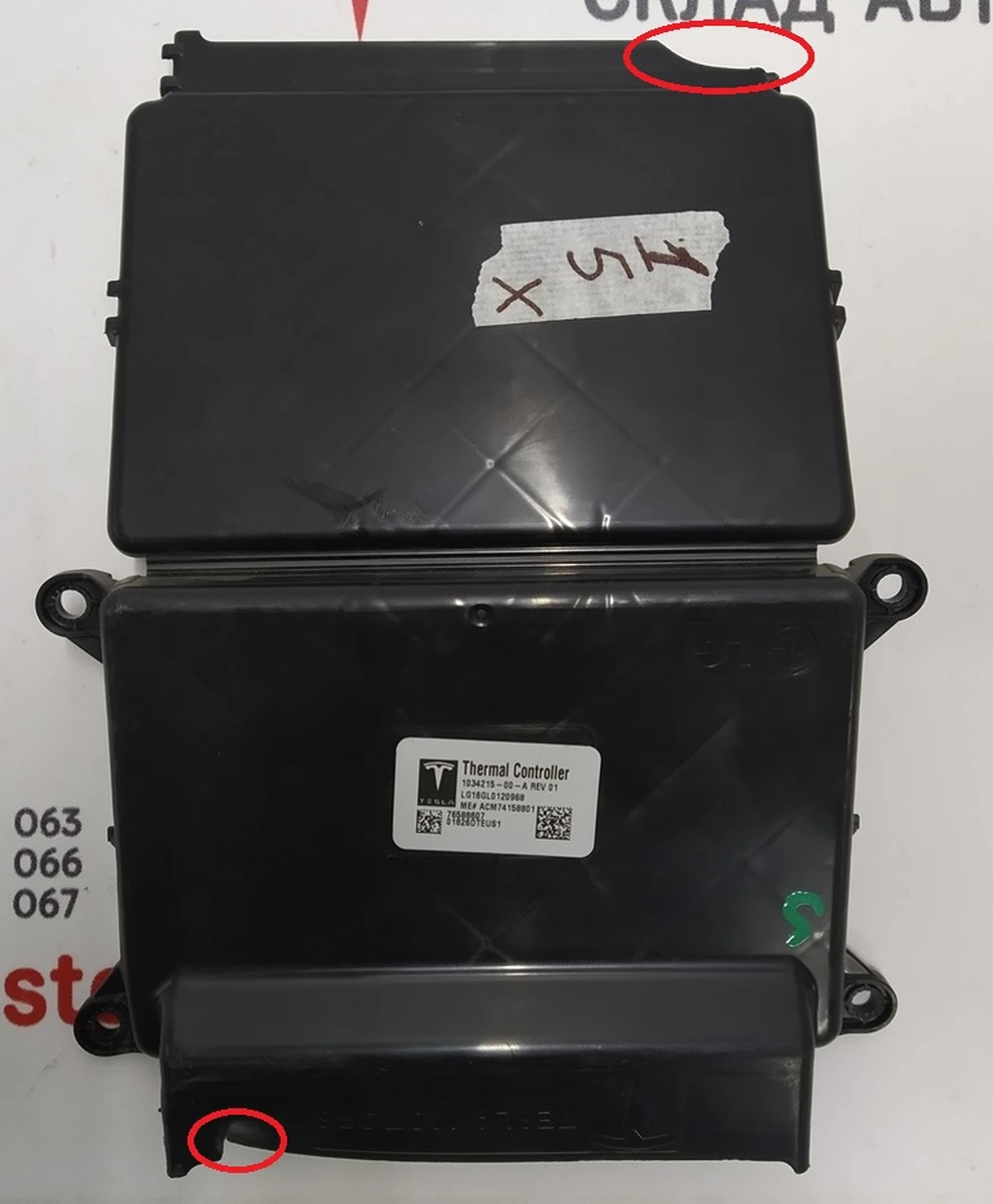 3 Thermal HVAC controller with case damage Tesla model X, S, REST 1034215-99-A