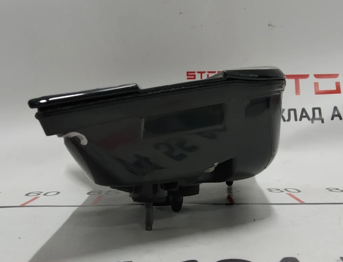 6 Фонарь левый внутрений (USA) Tesla model X 1034336-00-B