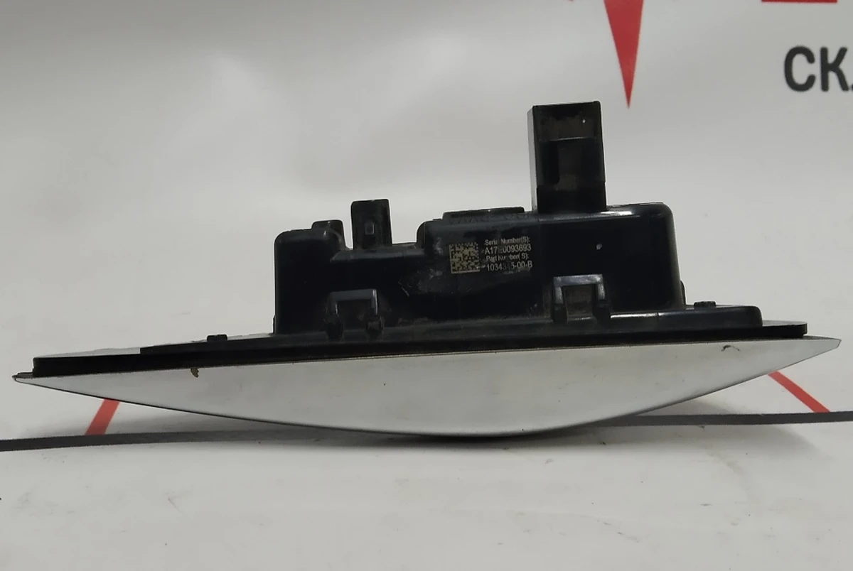 7 Повторювач повороту правий (камера) із пошкодженням Tesla model S REST, Tesla model X 1034345-00-D