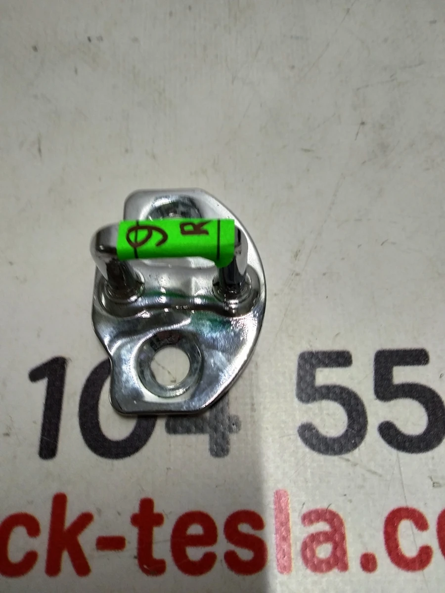 6 LATCH STRIKER, FR, Tesla model X, model X Mar 2021 1034472-00-F