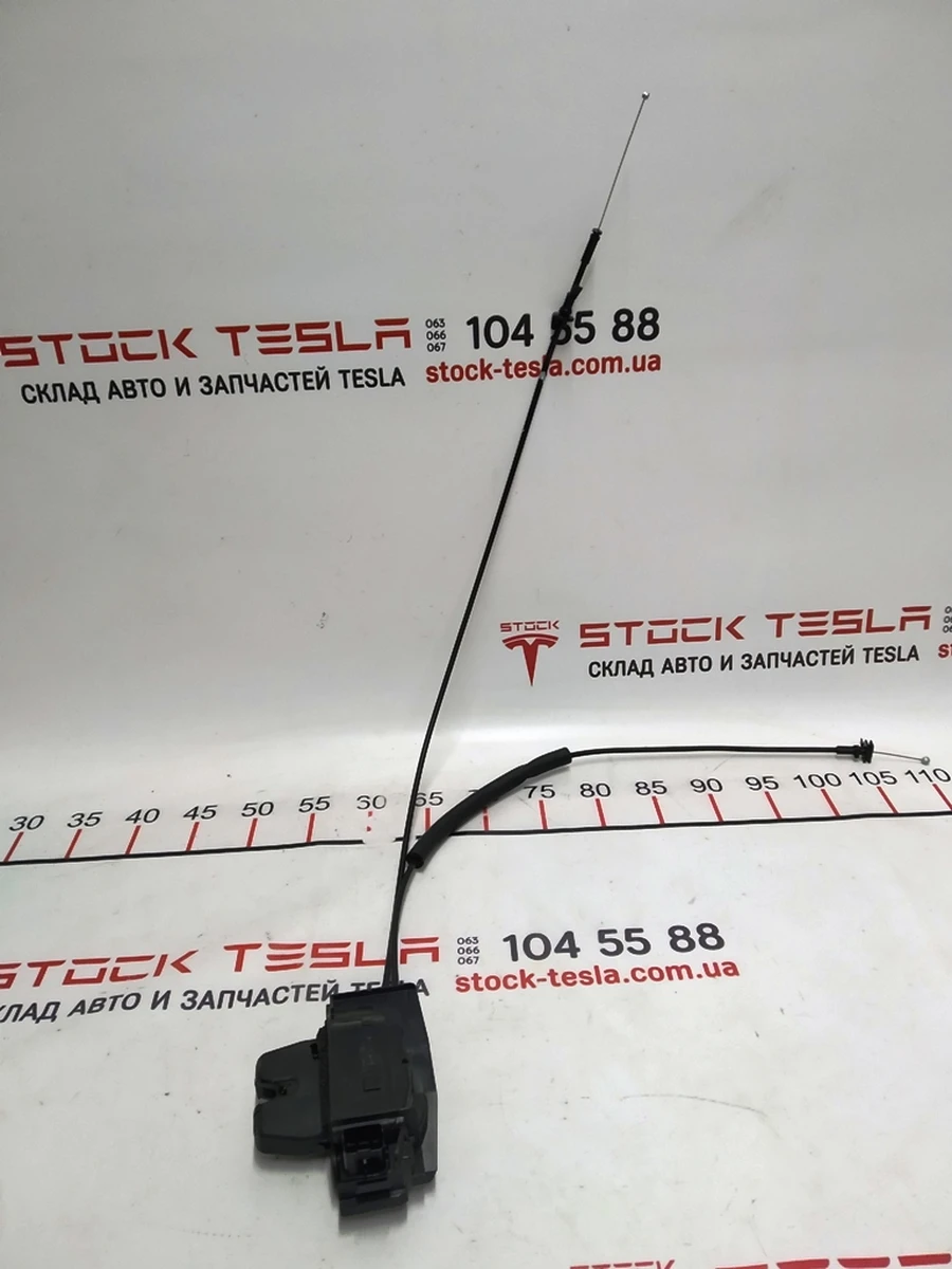 3 Замок двери задней правой Tesla model X 1034481-00-K