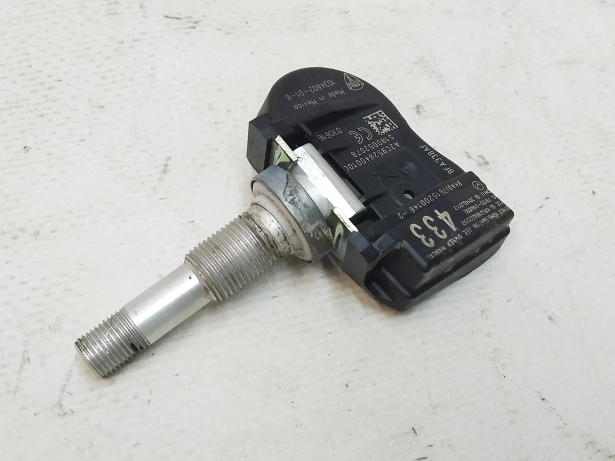 1 Датчик тиску в шинах TPMS 433 MHz (сріблястий клапан) Tesla Model S, Model S REST, Model X, Model 3 1034602-00-C