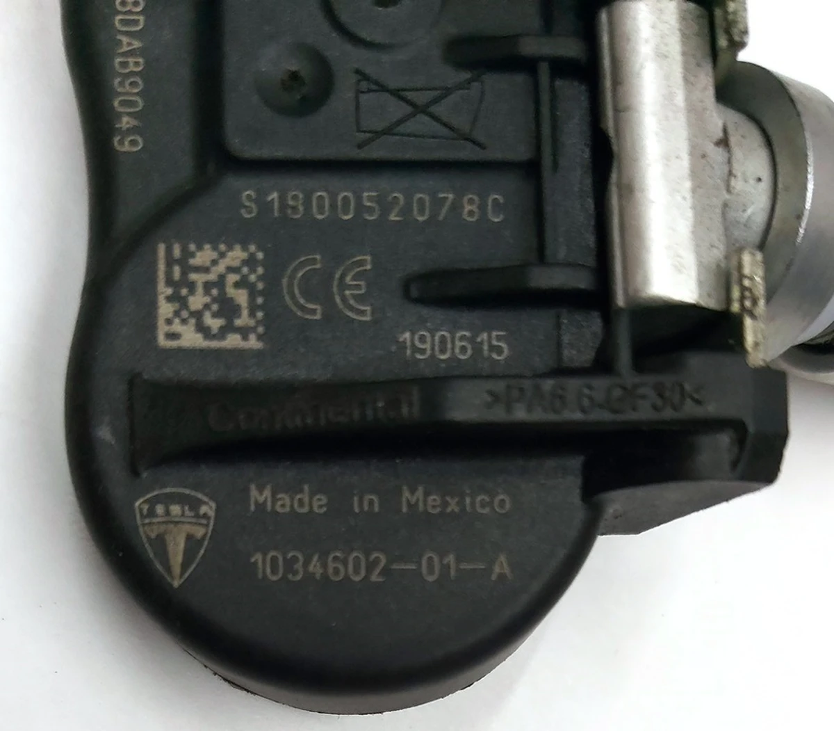 Датчик тиску в шинах TPMS 433 MHz (SILVER WITH SILVER CAP) Tesla model X 3 S REST