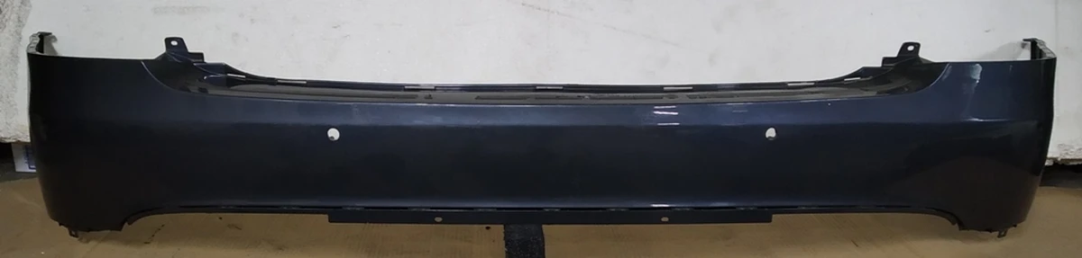 1 Бампер задний, верхняя часть AUTOPILOT, SVC, STEEL GREY в сборе с кронш. крепления парктроников (с повреждением) Tesla model X 1034804-S4-A