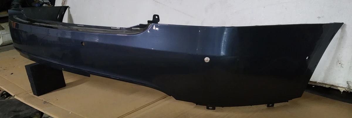 1 Бампер задний, верхняя часть AUTOPILOT, SVC, STEEL GREY в сборе с кронш. крепления парктроников (с повреждением) Tesla model X 1034804-S4-A