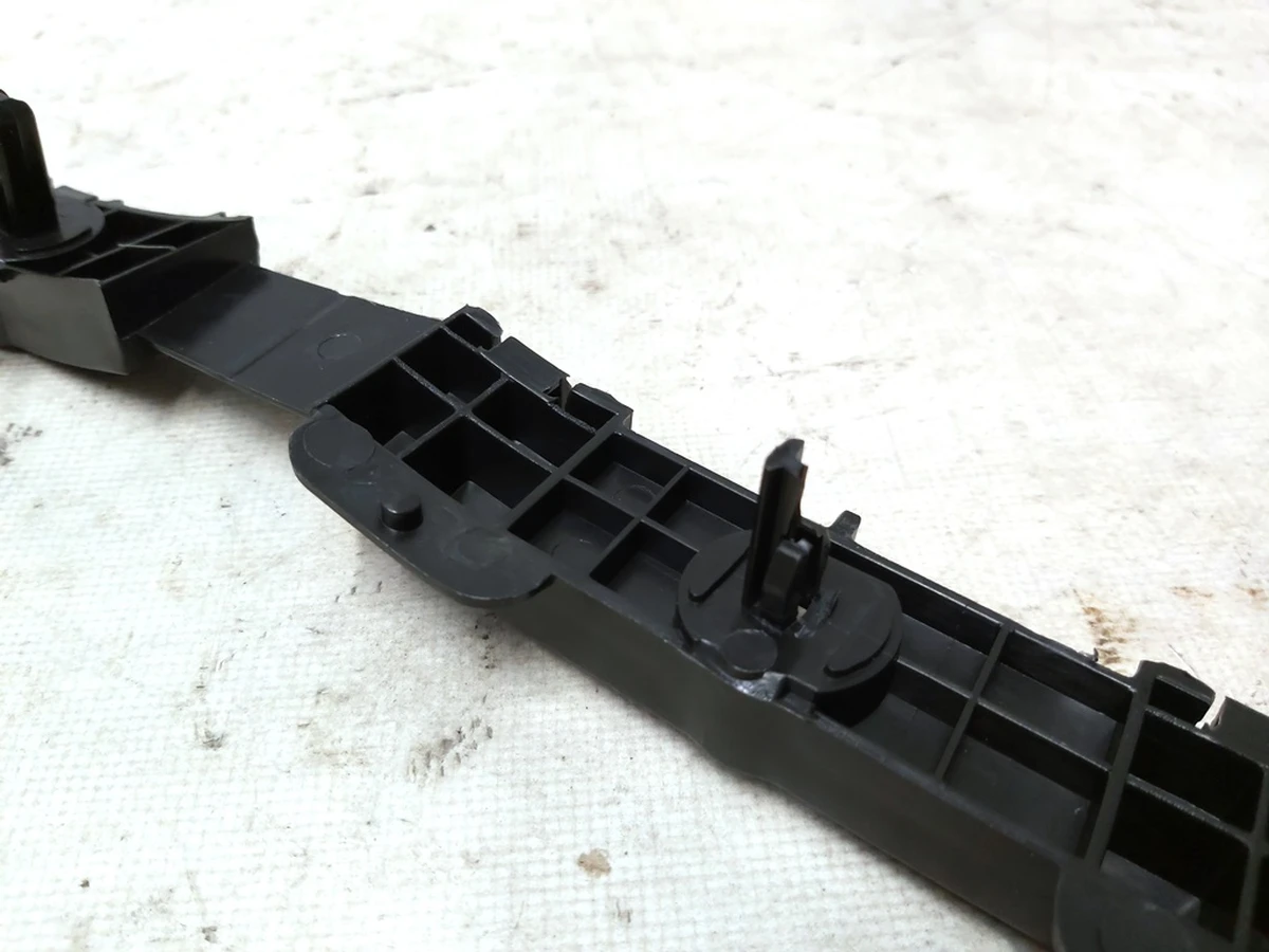 7 Кронштейн заднього бампера лівий Tesla Model X, Model X Mar 2021 1034829-00-D