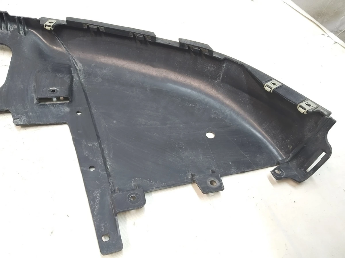 25 Накладка бампера переднего нижняя (губа) Б/У Tesla Model X 1034833-00-E