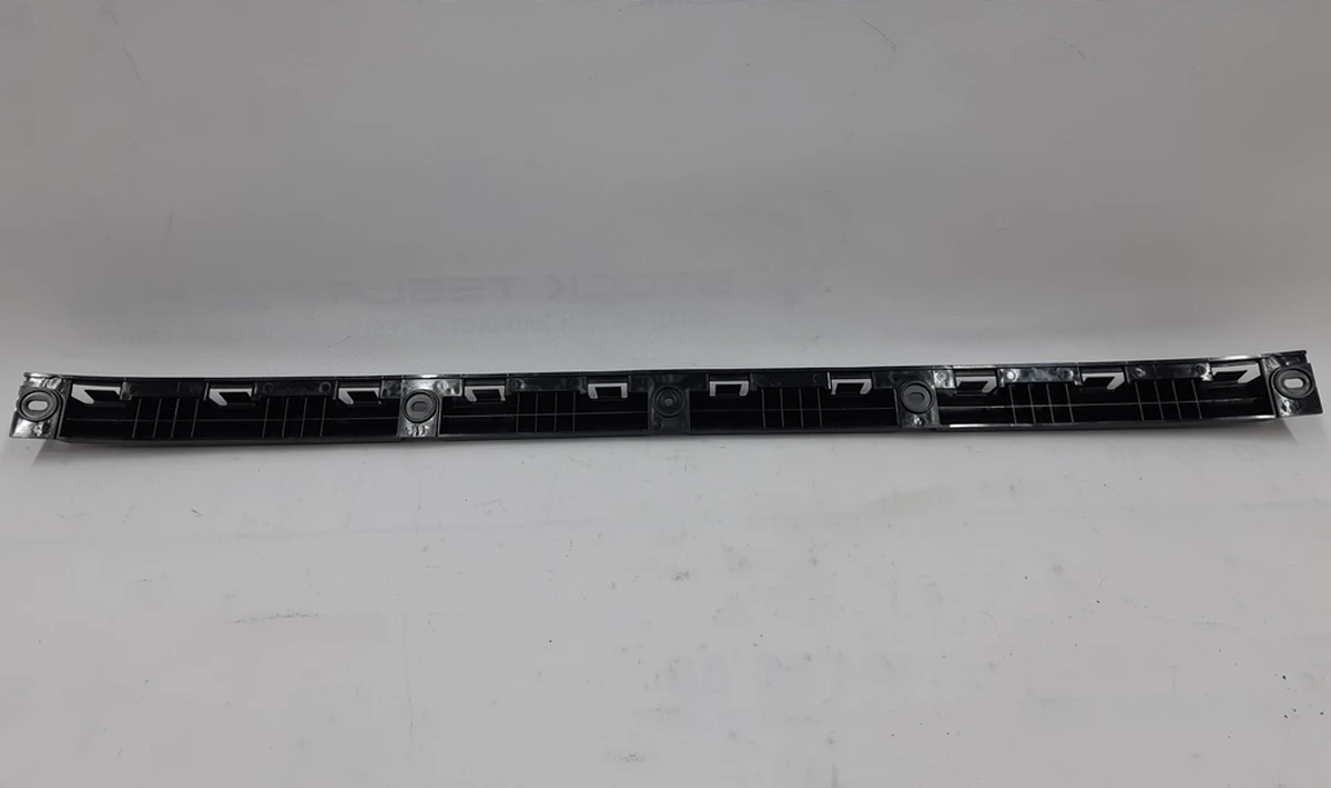 12 BRKT, CTR, NEW Tesla model X 1034844-00-C