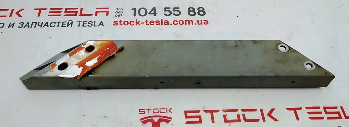 Чверть передня ліва розпірна балка підсилення лонжерону Tesla model X1069430-S0-C