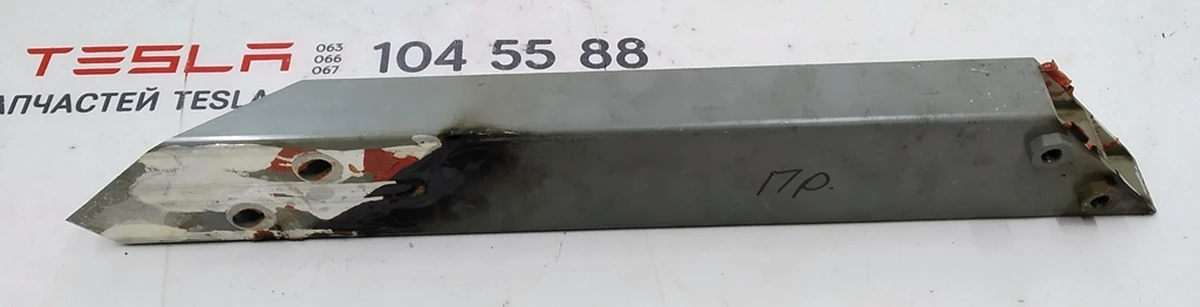 Quarter front right side member reinforcement brace Tesla model X 1069431-S0-C