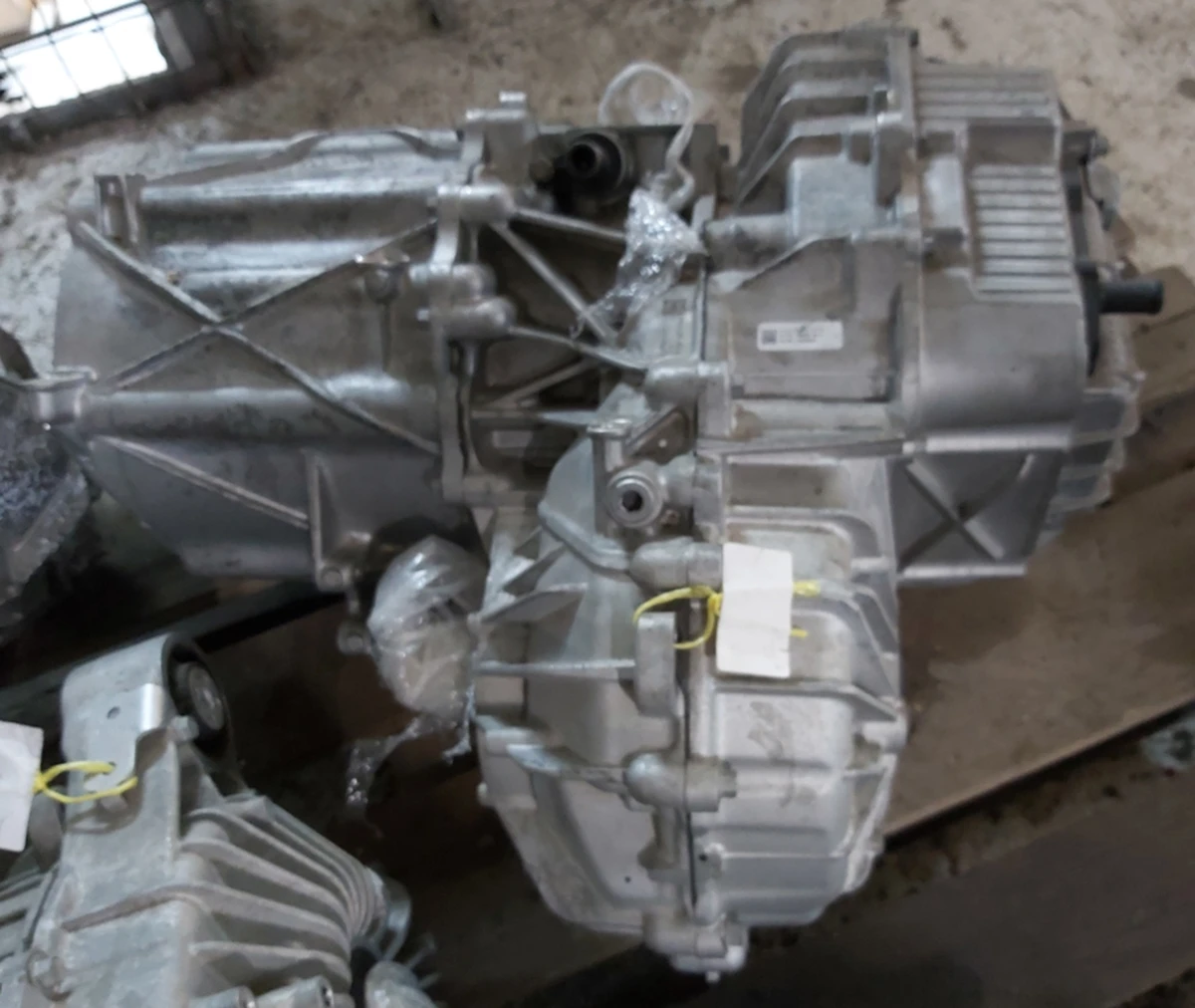 1 Мотор передній 3.0-150 без теплообмінника Tesla model S REST 1134783-00-J