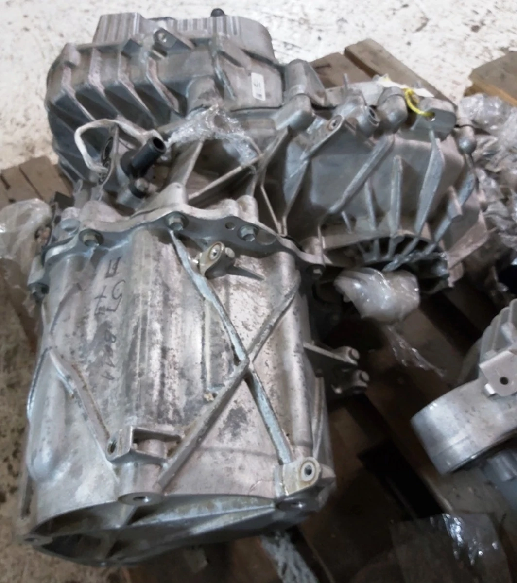 Мотор передній 3.0-150 без теплообмінника Tesla model S REST 1134783-00-J