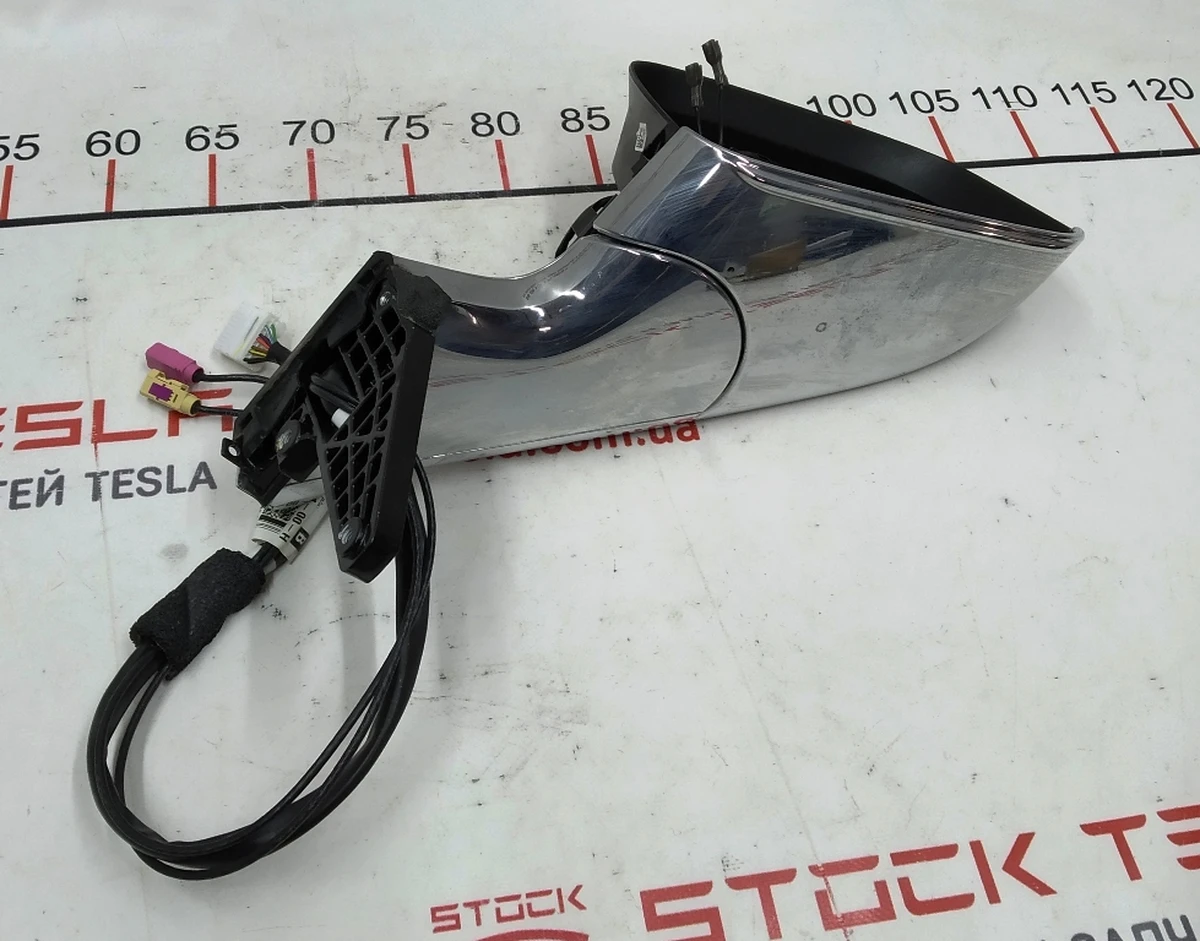 2 Exterior right mirror PREMIUM assembly (without mirror element and top trim) Tesla model X 1035181-00-J