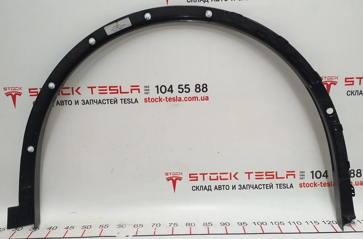 2 Fender pad front left plastic assembly NEW Tesla model X 1035288-00-L