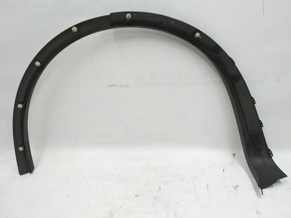 7 Накладка крила заднього правого пластик Tesla model X 1035291-00-G