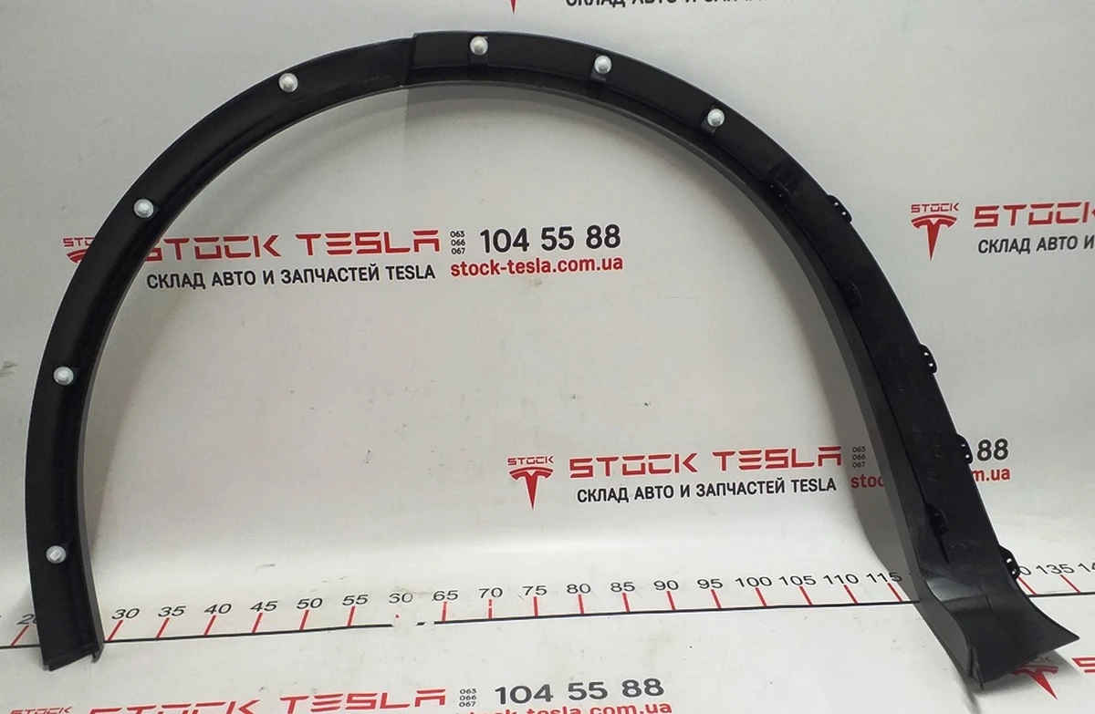 7 Накладка крила заднього правого пластик NEW Tesla model X 1035291-00-G