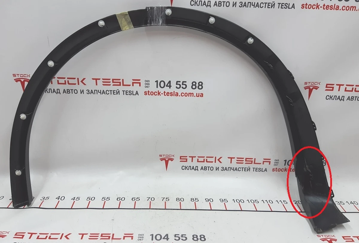 7 Накладка крыла заднего правого пластик с повреждением Tesla model X 1035291-00-G